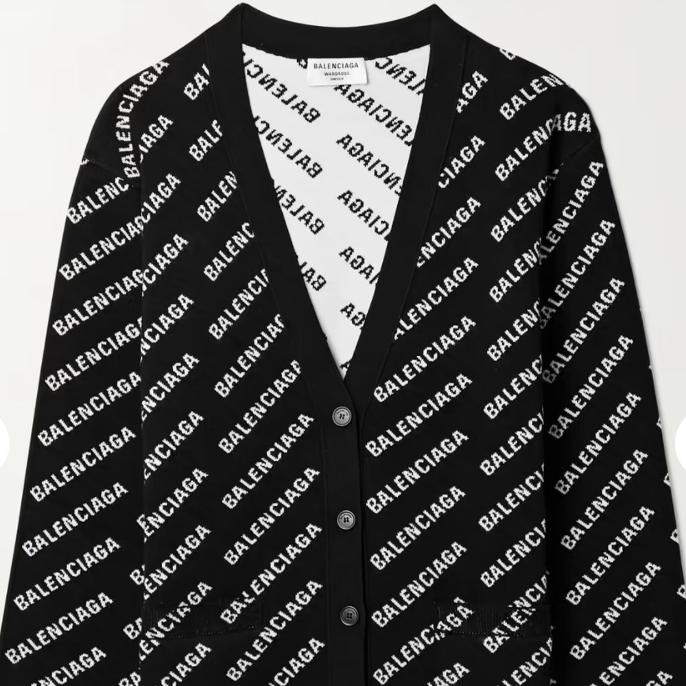 BALENCIAGA
Intarsia-knit cardigan size 1